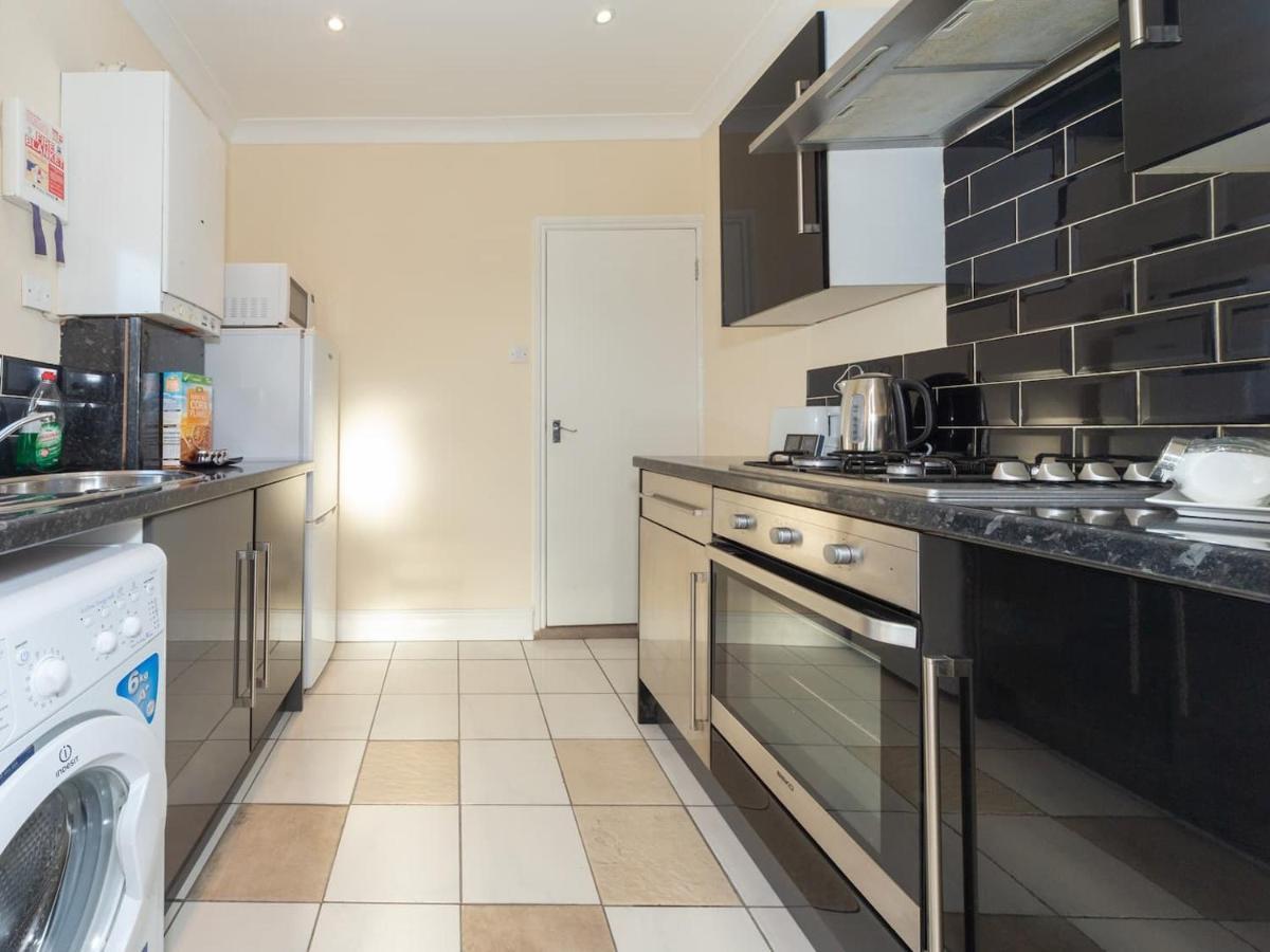 Bellaliving 2 Bedroom Apartment - Luton Luton  Extérieur photo